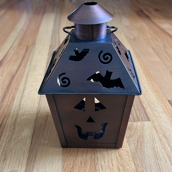 Copper-tone Halloween Jack-o-lantern. Includes tea light. - Picture 3 of 9